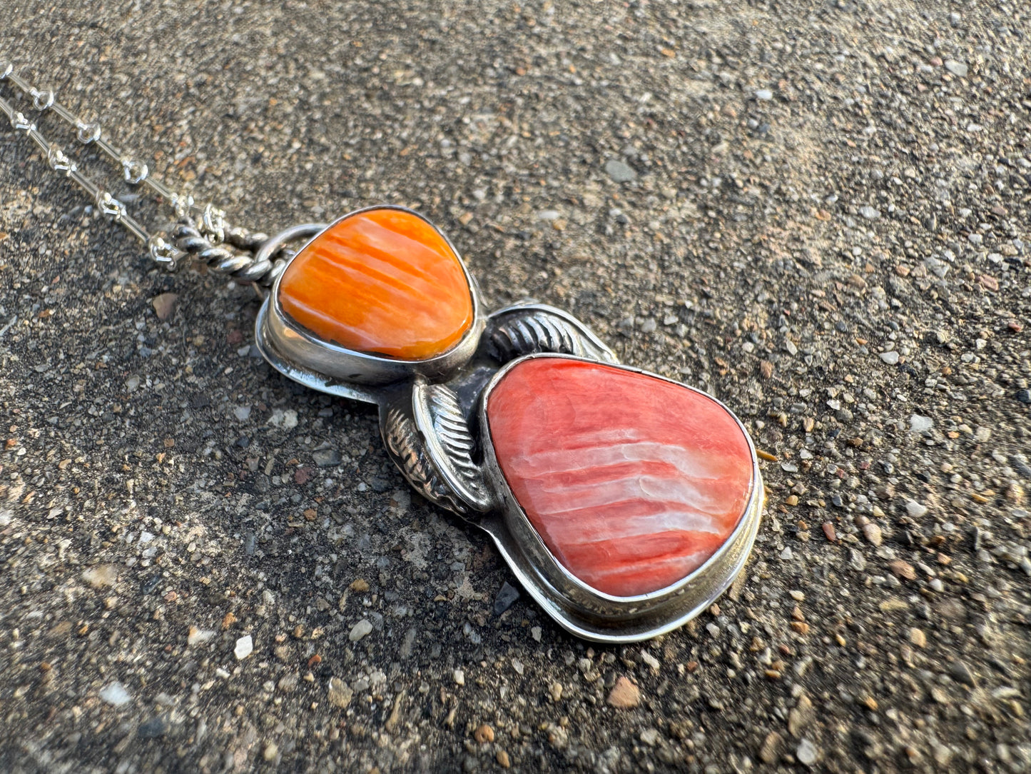 Two tone spiny oyster necklace