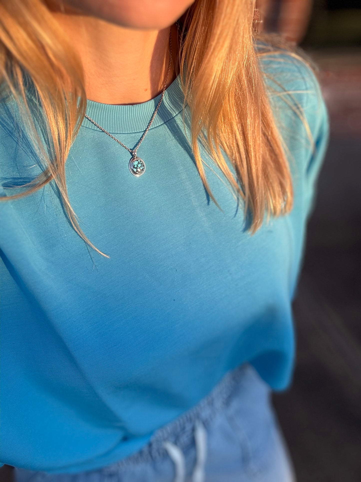 Dainty high grade Kingman turquoise necklace