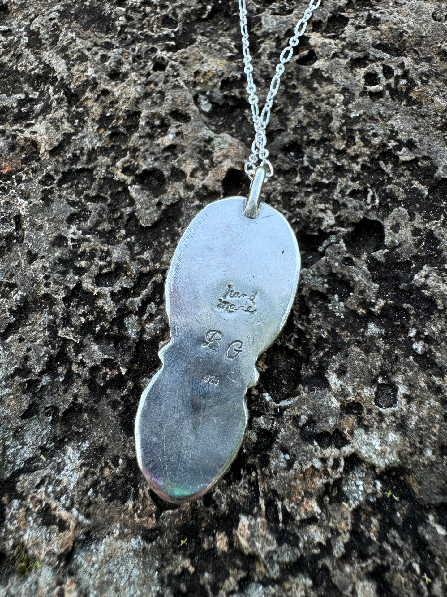 Pink agate and turquoise pendant