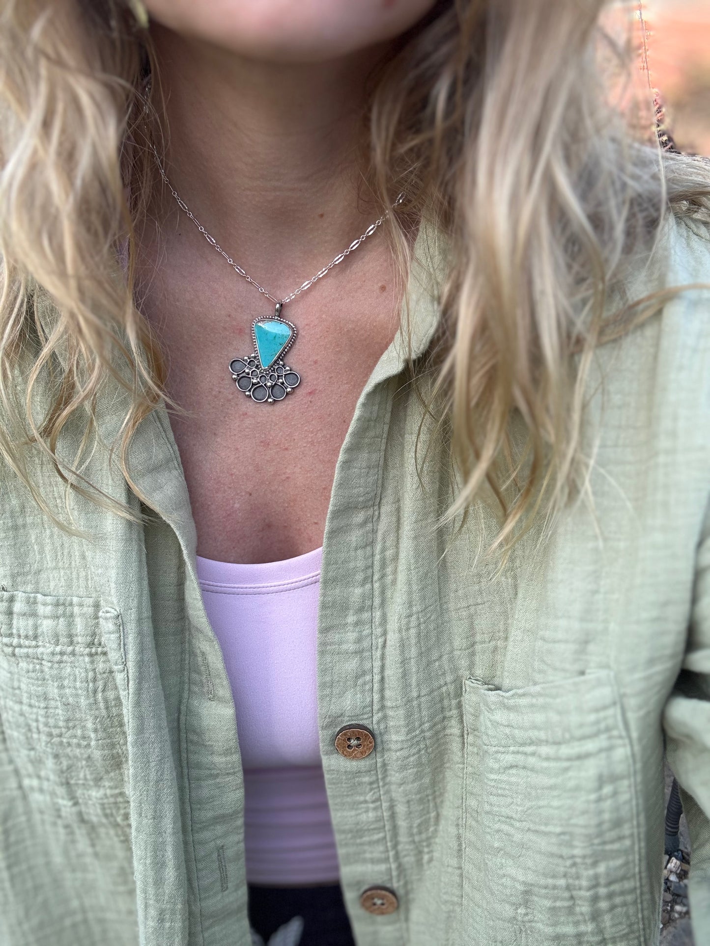 Kings Manassa Pear Filigree pendant