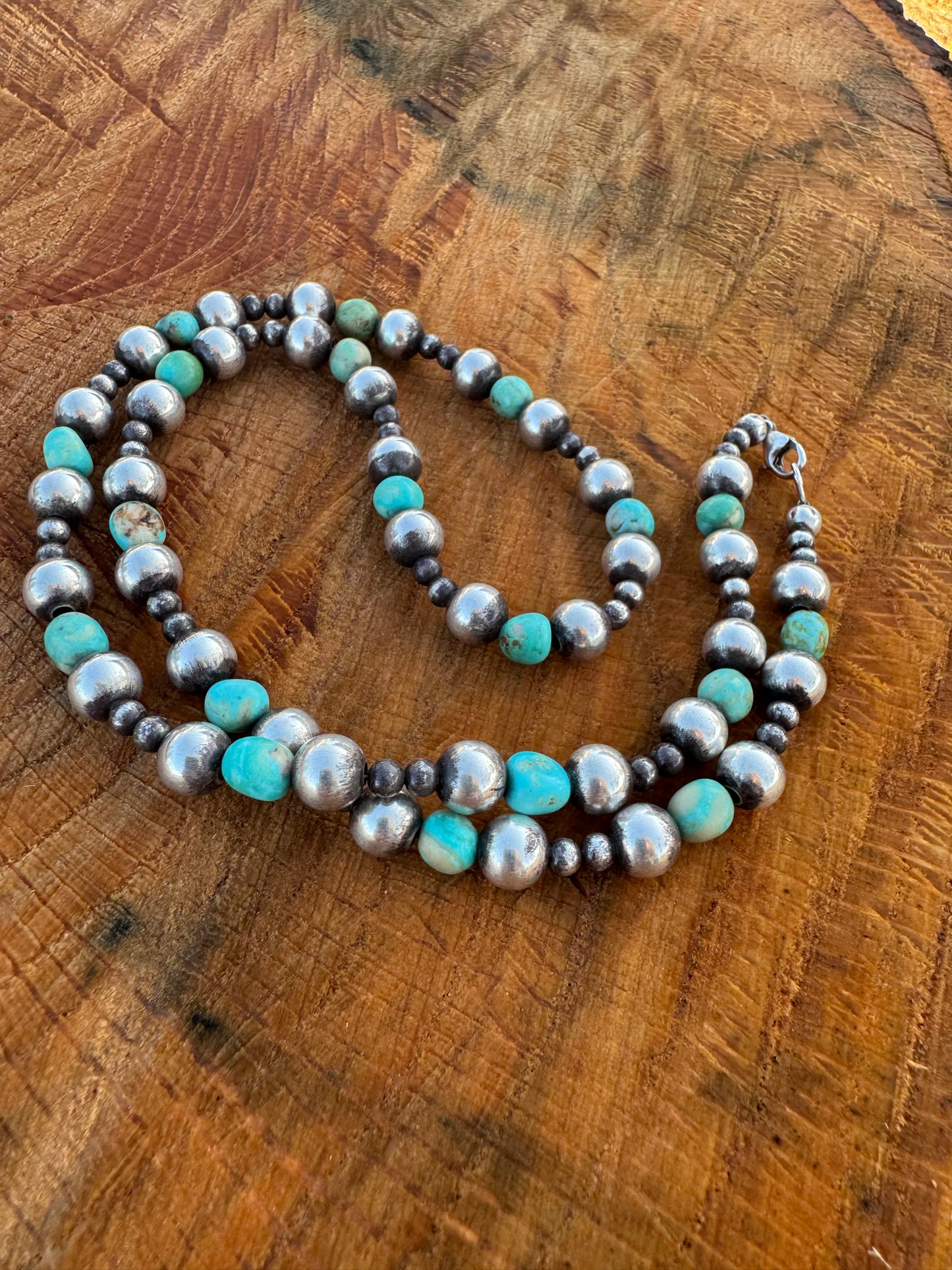 Mona Lisa Turquoise Navajo pearl necklace