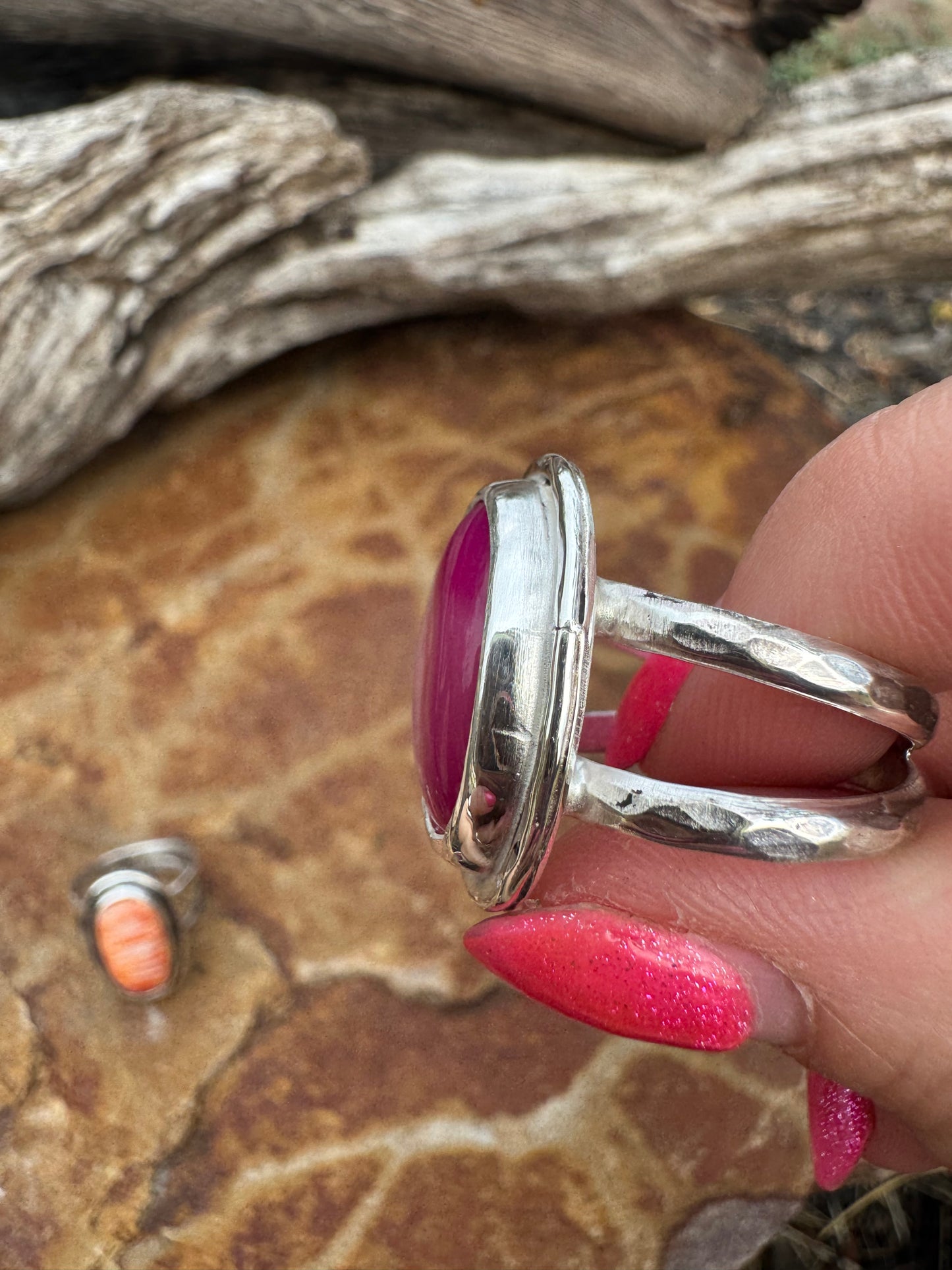 Fuschia pink agate ring size 9