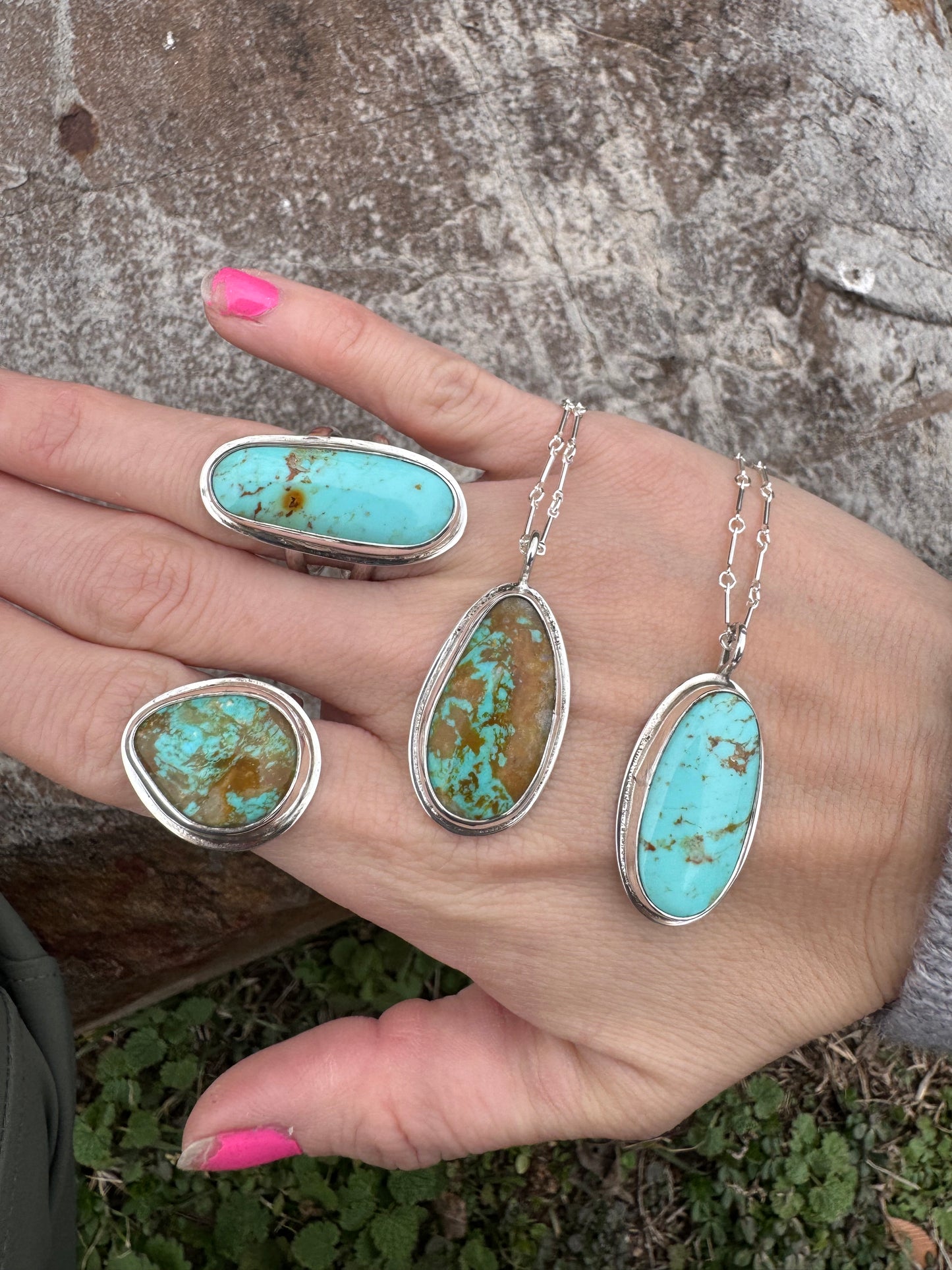 Brown Matrix Tyrone turquoise pendant
