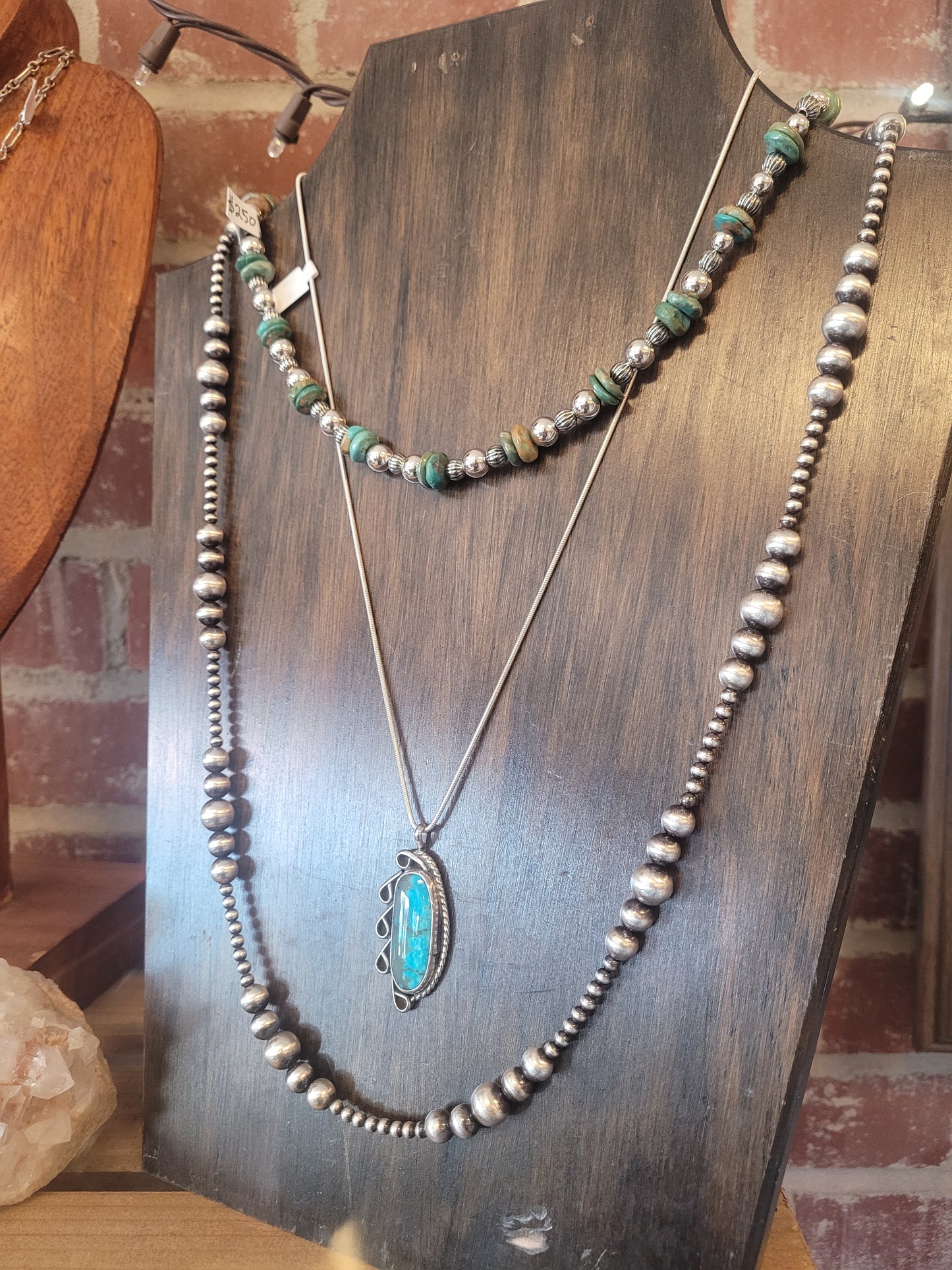Navajo pearls style 33 inches